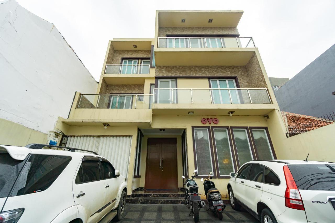 Oyo 2357 Syariah Grand Raudhah Jacarta Exterior foto