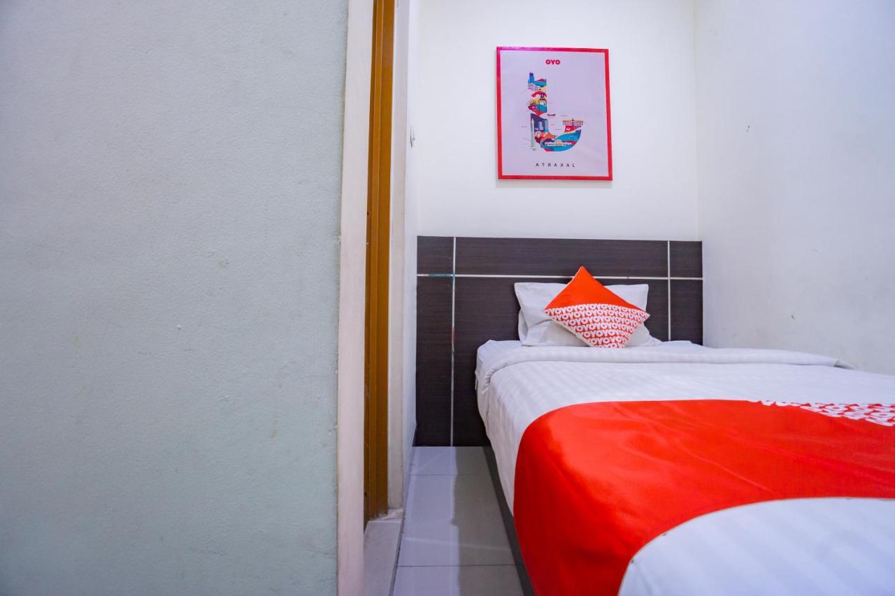 Oyo 2357 Syariah Grand Raudhah Jacarta Exterior foto
