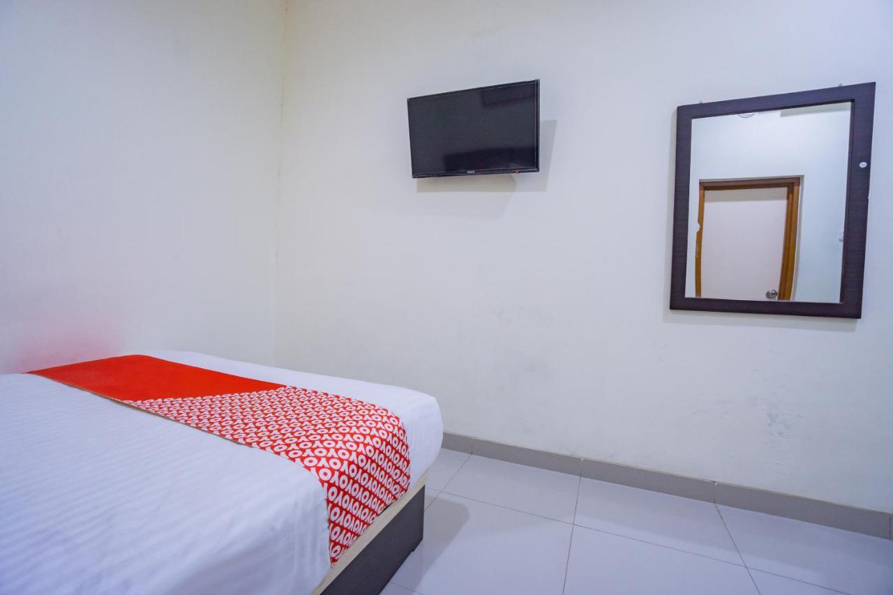 Oyo 2357 Syariah Grand Raudhah Jacarta Exterior foto