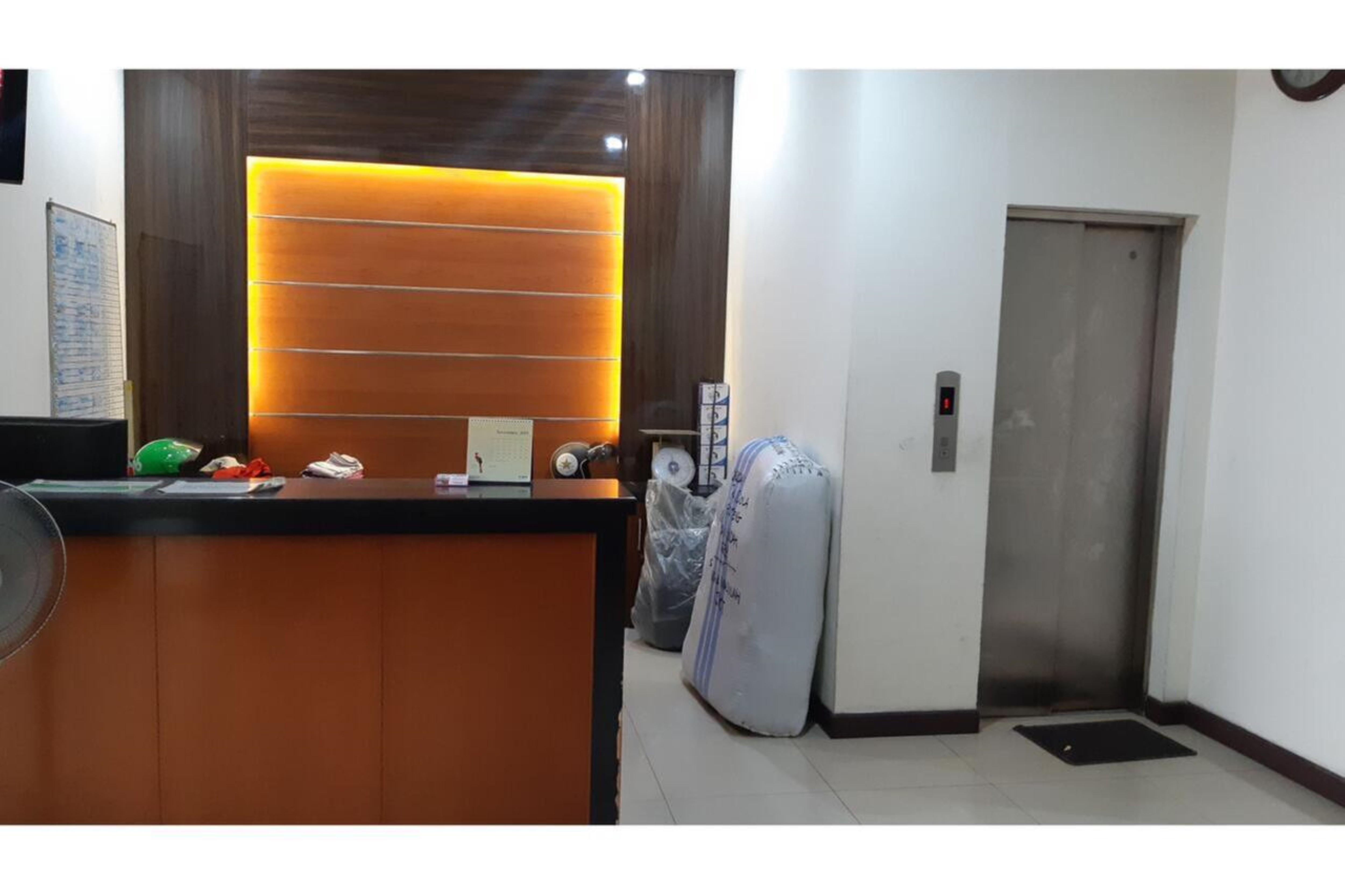 Oyo 2357 Syariah Grand Raudhah Jacarta Exterior foto