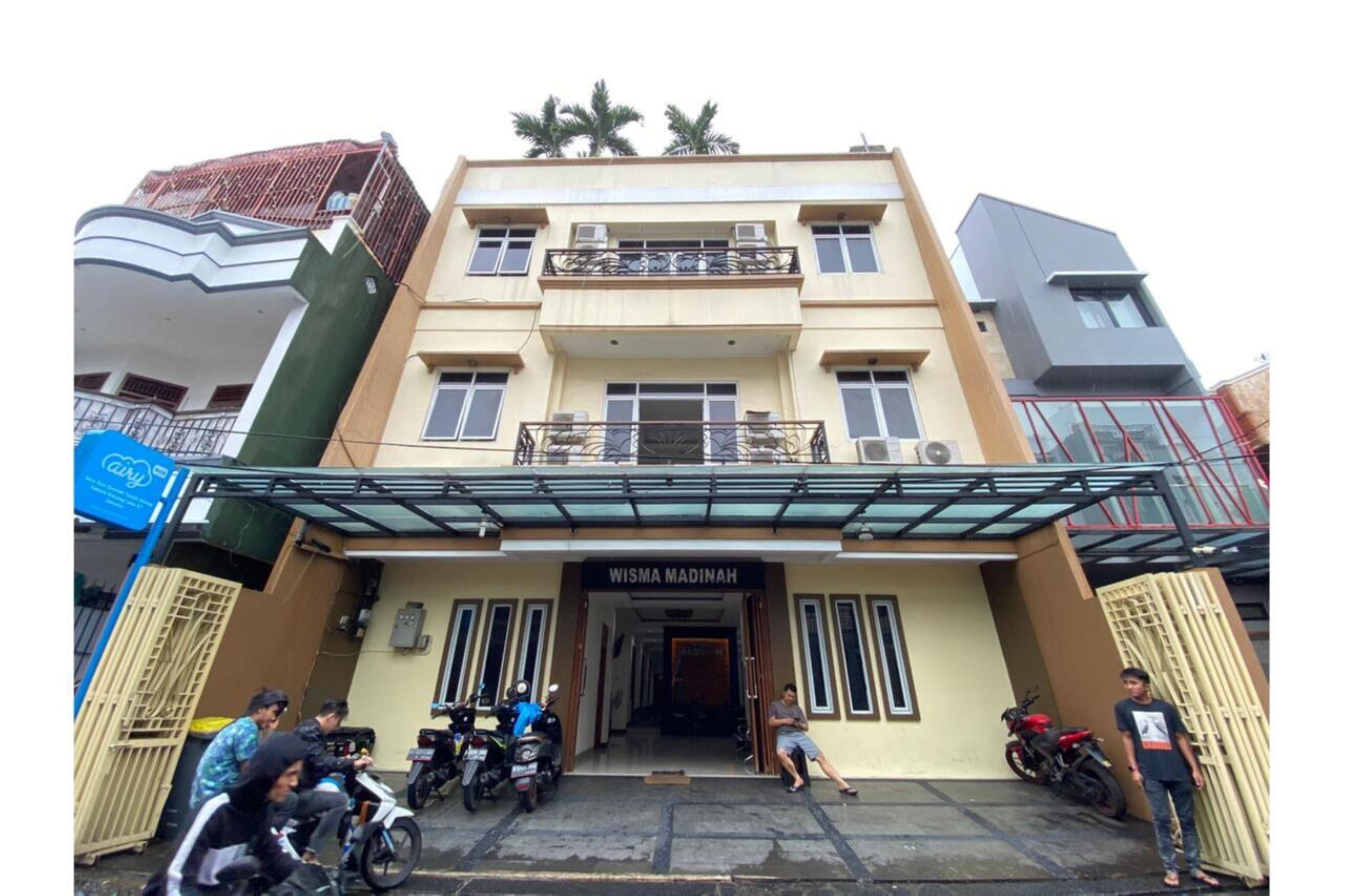 Oyo 2357 Syariah Grand Raudhah Jacarta Exterior foto